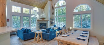 Mtn Escape w/ Hot Tub, By Trails in Grand Lake!