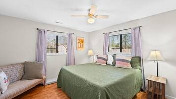 2 Schlafzimmer, Schreibtisch, kostenloses WLAN, Bettwäsche