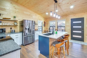 House (3 Bedrooms) | Interior - Hot Tub & Creek View at Cabin: 6 Mi to Ellijay! (Ellijay)