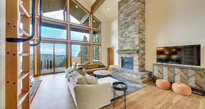 Ski-in/out Schweitzer Mountain Home in Sandpoint!