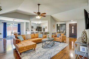 Interior - Outdoor Oasis w/ Pool: Grand Prairie Family Home! (Grand Prairie)