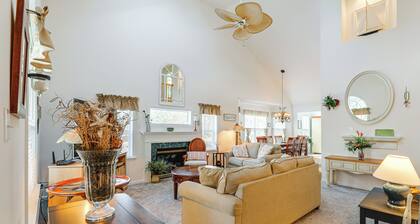 8 Mi to Beach: Ocean Pines Home Near Marina & Golf