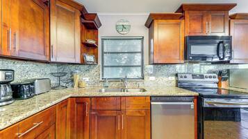 House (2 Bedrooms) | Bahagian dalam