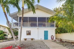 House (2 Bedrooms) | Interior - Angler's Oasis w/ Boat Dock in Big Pine Key! (Big Pine Key)