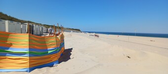 Authentic vacation home for 6 people in a unique location close to the beach.