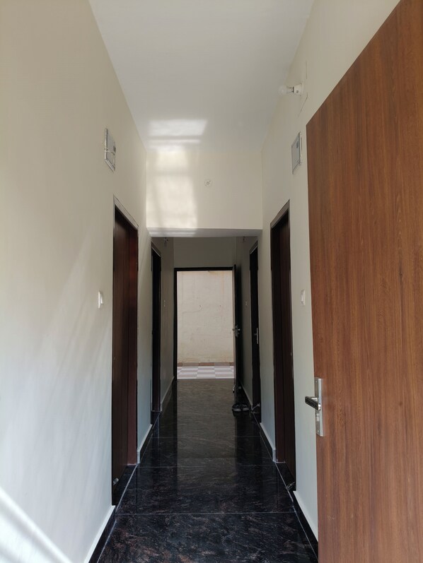 Exterior - Hare Krishna Stays (Varanasi)