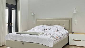 Apartment, 3 Bedrooms, Accessible, Balcony | Balcony
