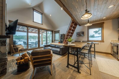 Wilderness Club Cottage on 18th Green