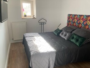 2 sovrum, strykjärn/strykbräda, resesäng och wi-fi