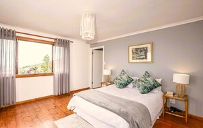 House, 3 Bedrooms, Smoking, Balcony | 3 bedrooms - Seascape, Simon's Town (Cape Town)