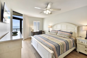 Condo, 5 chambres | 5 chambres, fer et planche à repasser, accès au Wi-Fi (inclus)