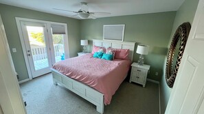 4 bedrooms, iron/ironing board, travel cot, free WiFi - Seven Palms: Private Pool, 2nd Row Ocean Views,  Spacious West End Beach! (Oak Island)