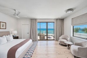 6 bedrooms, desk, iron/ironing board, free WiFi - New! Gulf Front with Private Pool and Panoramic Views- Sandpiper's Retreat (Santa Rosa Beach)