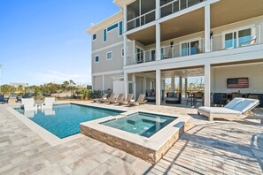 Pool - 6 Bdrms, Private Pool, 2 min. Walk to Private Beach Access! (Cape San Blas)