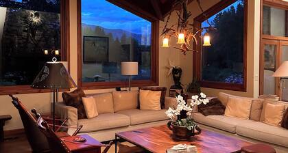Moose Haven Home, Aspens/Wilson Elegant 5-bedroom, Near Teton Village Jackson WY