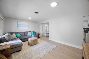 Smart-tv och eldstad