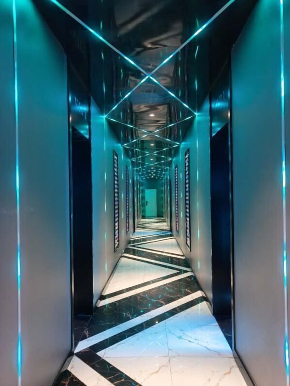 Lobby lounge - Ku pa Jiao  Garden Hotel (Thakhek)