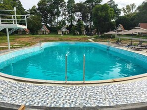 Piscina a l'aire lliure