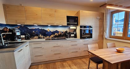 FeWo Hipp Nr. 7 - 77m² Neubau im EG mit Terrasse und Bergblick in Top Lage