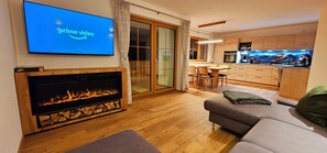 Smart TV - Apartment Hipp No. 7 - 77m² new building on the ground floor with terrace and mountain view (Halblech)