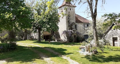 Quiet, restful Ferme étoilée d'Ussac