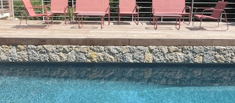 La Calade: Villa in the shade of oak trees