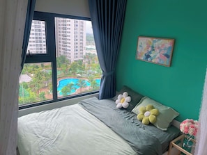 1 bedroom, blackout curtains, iron/ironing board, free WiFi