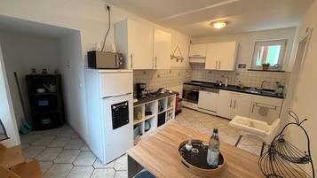 Microwave, oven, stovetop, dishwasher