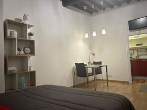 1 間睡房、熨斗/熨衫板、Wi-Fi、床單