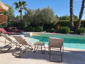 Pool - CalypSo Luxury Mas Madeleine in Provence (Arles)