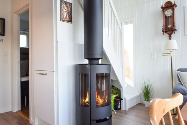 Imagen sin descripción, 1 de 16, botón