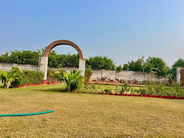 Ruokailu omassa huoneessa