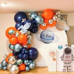 Minijääkaappi, mikroaaltouuni, uuni, liesi