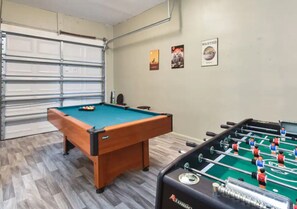 غرفة الألعاب