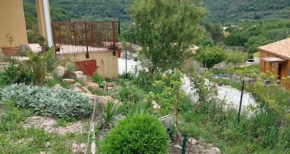 " villa neuve "le gecko."
plein pied parking
mosaĂque de paysages
