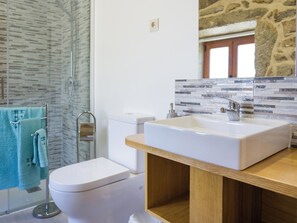 Maison mitoyenne Familiale, vue montagne | Salle de bain