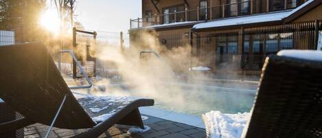 Bain à remous extérieur