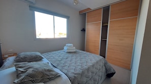 1 chambre, accès Internet, draps fournis