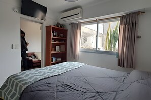 1 bedroom, iron/ironing board, internet, bed sheets