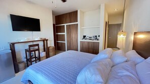 2 chambres, fer et planche à repasser, lit parapluie, Wi-Fi gratuit