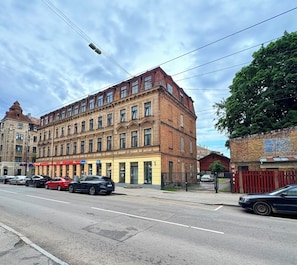 Esterni