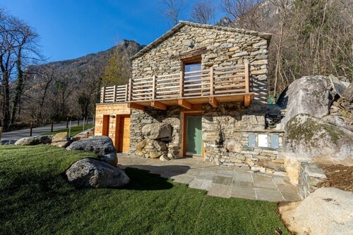 Peace in the nature close to Palazzo Vertemate, Madesimo and Engadina.