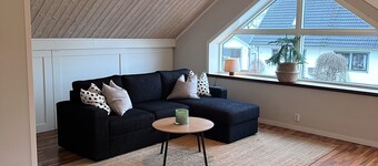 Cozy apartment in own house with terrace near Lassalyckan