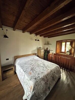 2 chambres, fer et planche à repasser, Wi-Fi, literie fournie