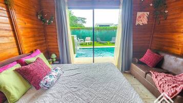 3 bedrooms, bed sheets