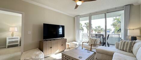 TV connectée, baby-foot, table de tennis de table