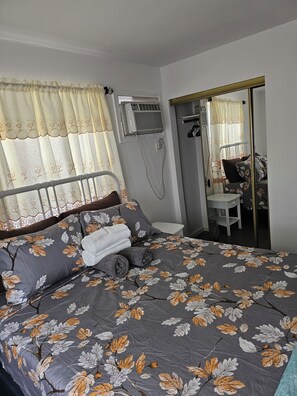 1 quarto, ferros/tábuas de passar roupa, Wi-Fi, roupa de cama