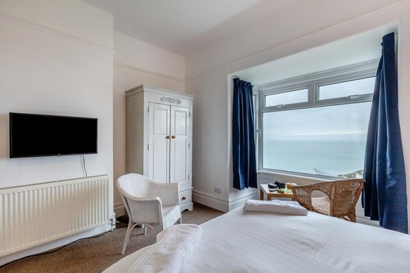 4 Schlafzimmer, Bügeleisen/Bügelbrett, kostenloses WLAN, Bettwäsche