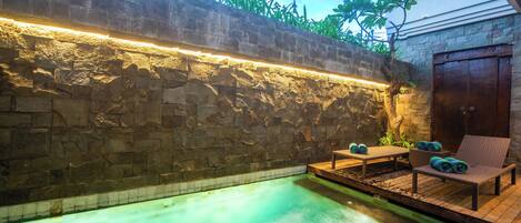 Luxury Villa, Garden View | Terrace/patio