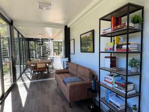 Interior - Hacker House - Do Your Best Work (LaGrange)